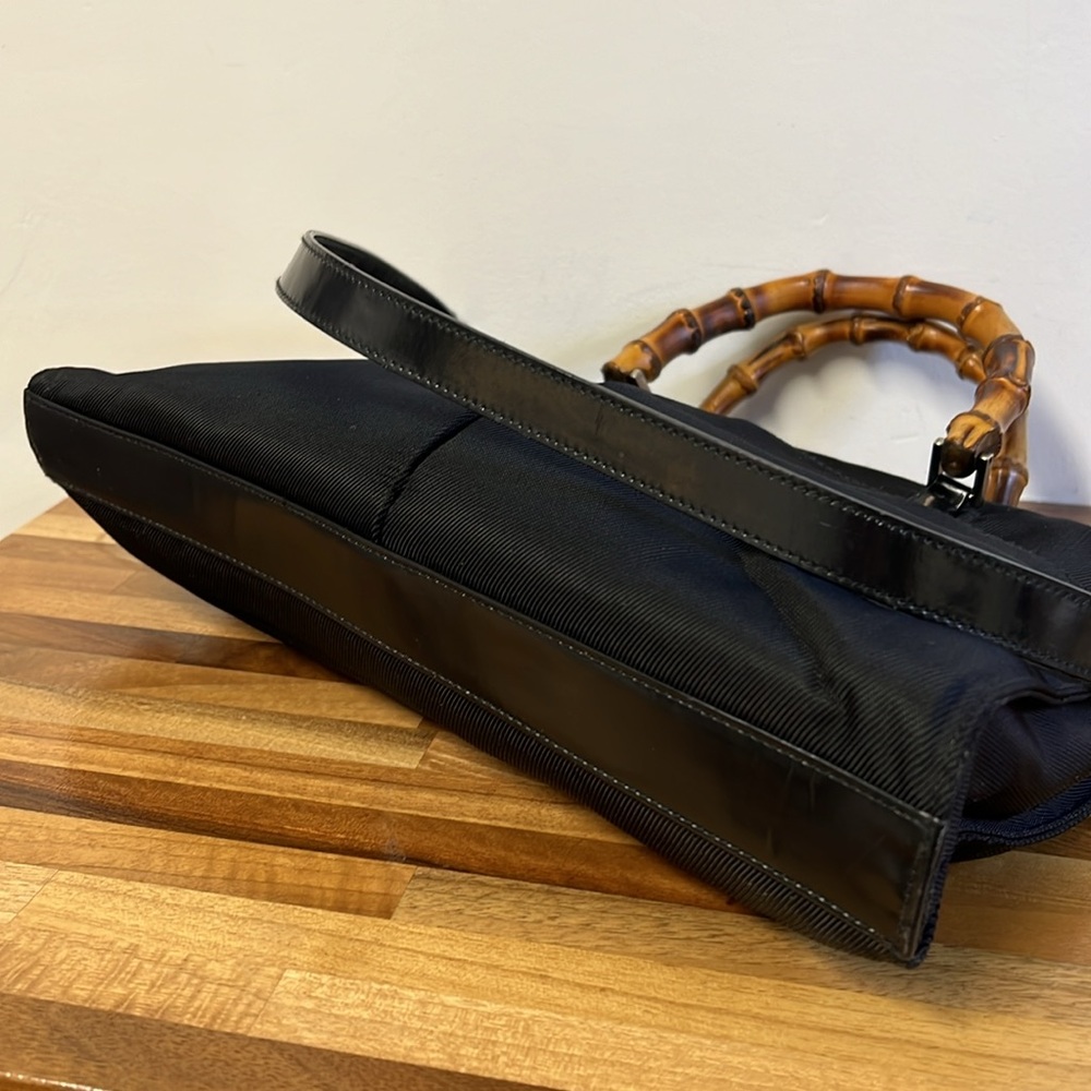 Vintage Gucci Black Tote Handbag with Bamboo Handles - Picture 4 of 12